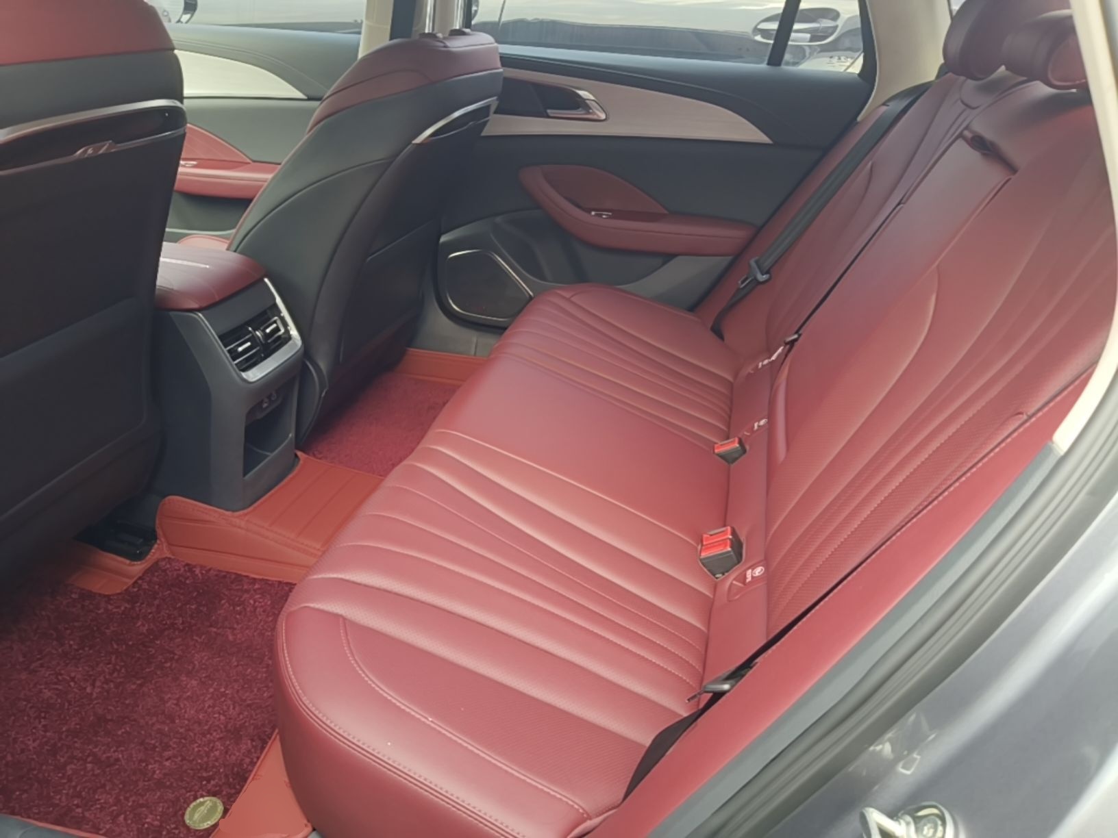 Hongqi H5 2025 1.5T DCT Qiyun 500 000th Unit Commemorative Edition — снимка 20