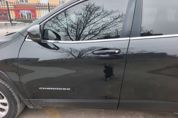 Used Jeep Cherokee 2019 2.0T Two-Wheel Drive Smart Enjoyment Version China VI