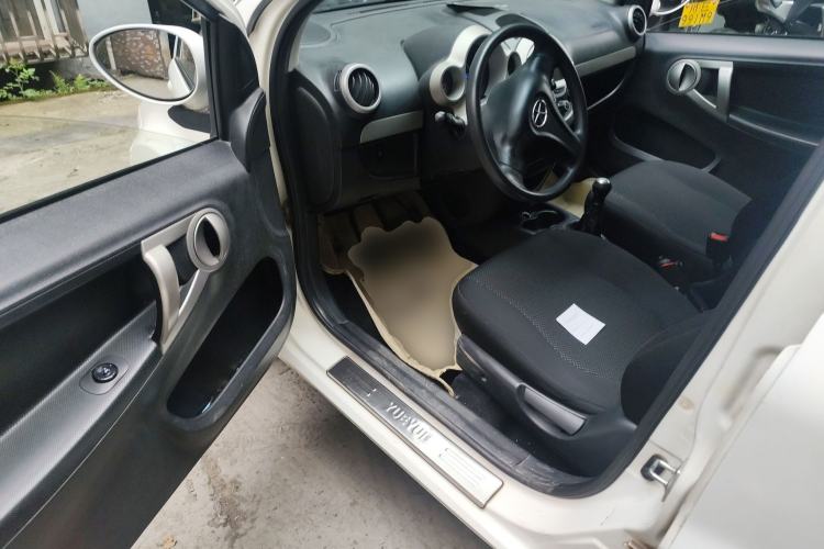 Used JAC Group Yueyue 2012 CROSS 1.0L Luxury Model
