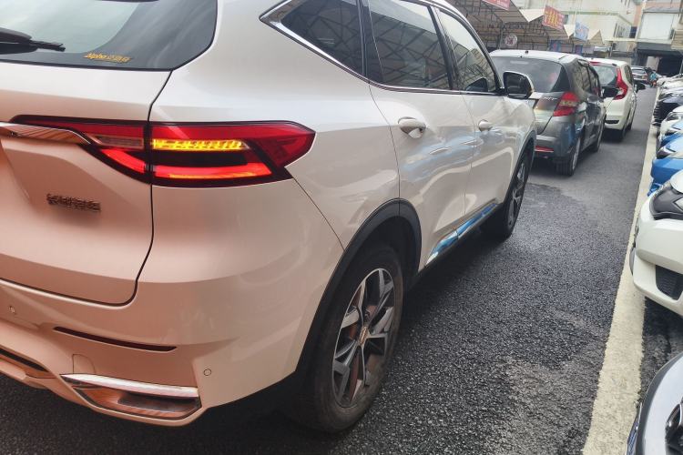 Used Haval F7 2020 2.0T Two-Wheel Drive i-Active Exterior 3