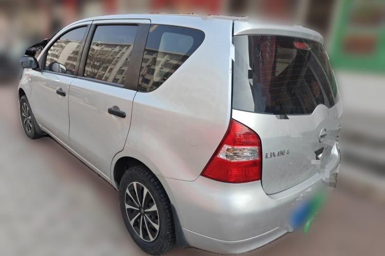 Used Nissan Livina 2010 Jingyue Edition 1.6L Manual All-Around Model
