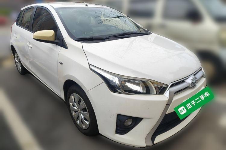 Used Toyota YARiS L Zhi Xuan 2015 1.5E Automatic Charm Edition Front Right 45 Deg