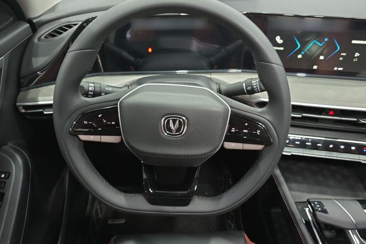 Used CHANGAN Eado 2023 Changan Edition PLUS Blue Whale NE 1.4T GDI DCT Prestige Version Steering Wheel