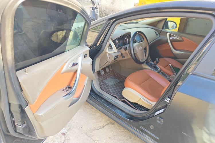 Used Buick GT 2012 GT 1.6L Manual Comfort Edition