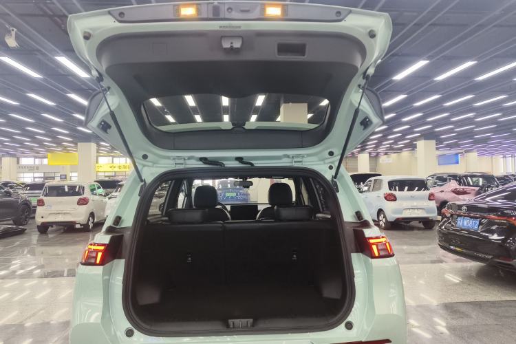 Used AION Y 2022 70 Intelligent Edition Lithium Iron Phosphate Trunk