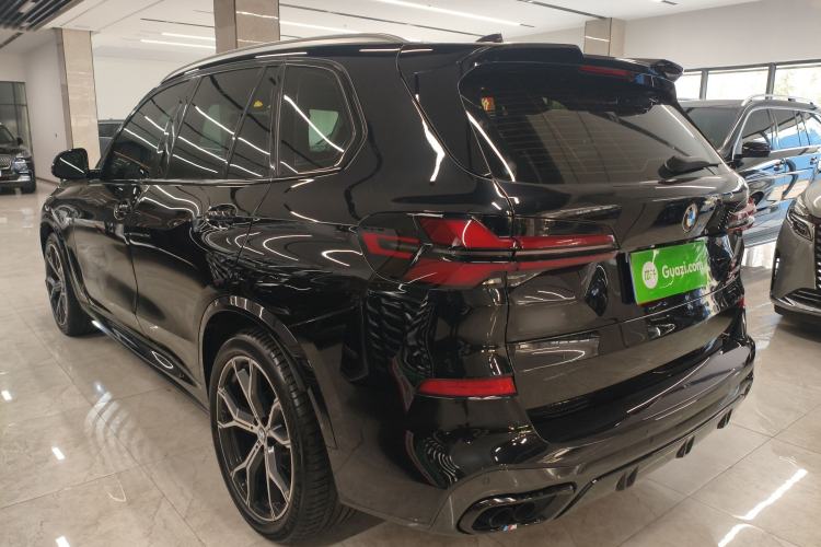Used BMW X5 2022 xDrive40i Luxury Edition M Sport Package

