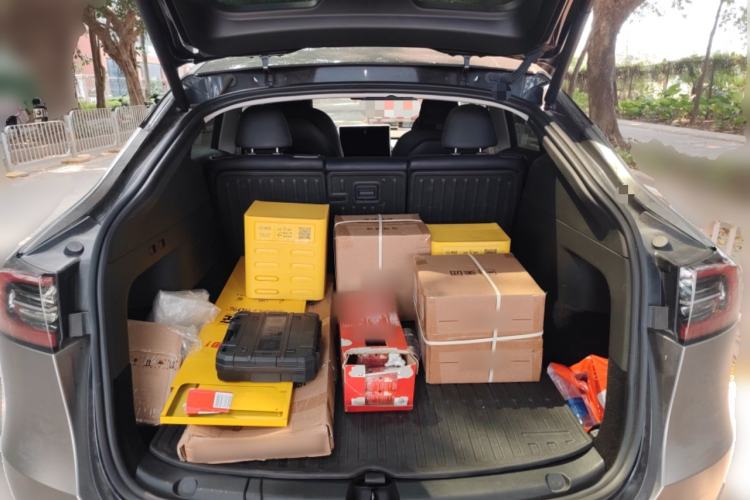 Used Tesla Model Y 2024 Rear-Wheel-Drive Version
