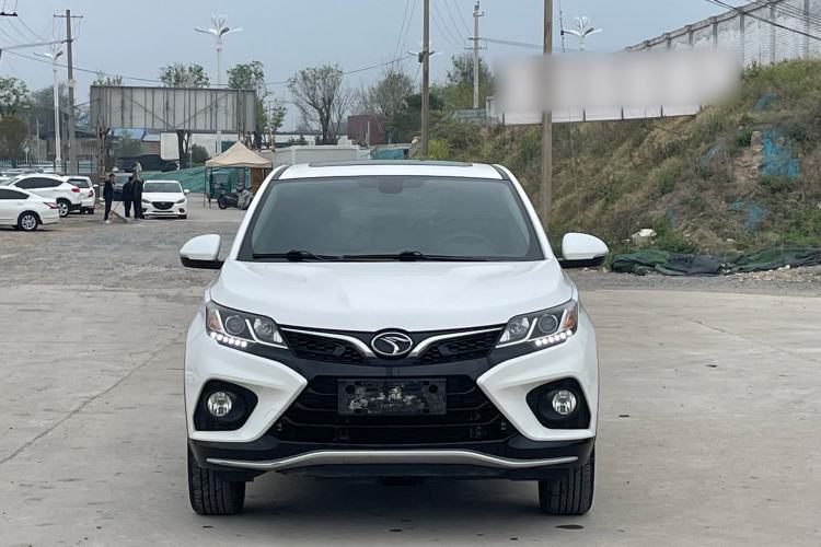 Used Soueast DX3 2022 1.5L Manual Luxury Version Exterior 6