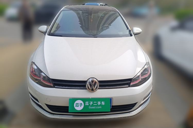 Used Volkswagen Golf 2016 230TSI Automatic Luxury Version
