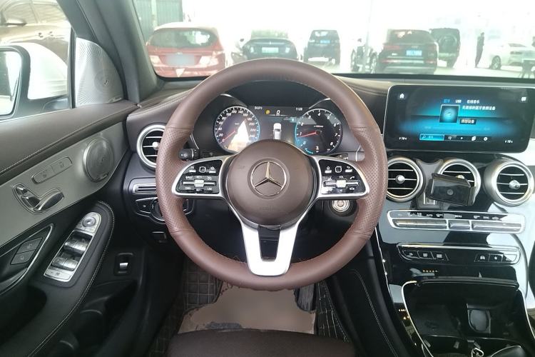 Used Mercedes-Benz GLC 2020 Facelifted GLC 260 L 4MATIC Dynamic Edition
