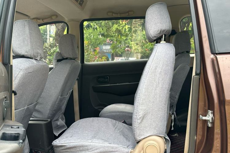 Used Wuling Hongguang 2016 1.5L Restyled S Comfort Version Left Rear Seat