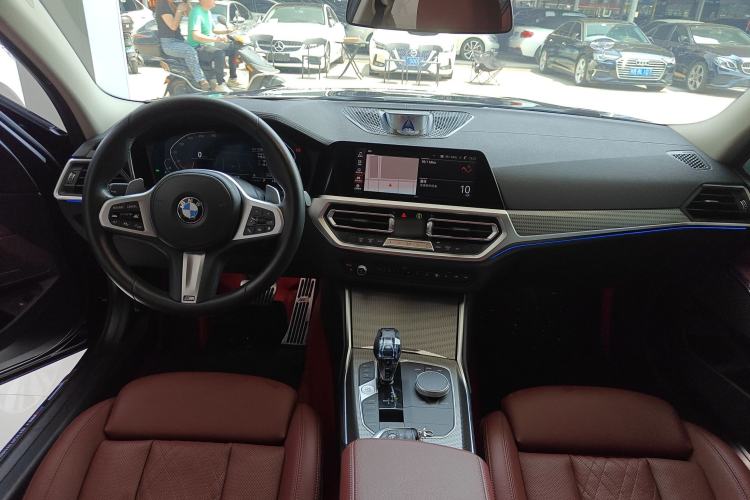 Used BMW 3 Series 2022 Restyled 330Li xDrive M Sport Night Edition Package Center Console