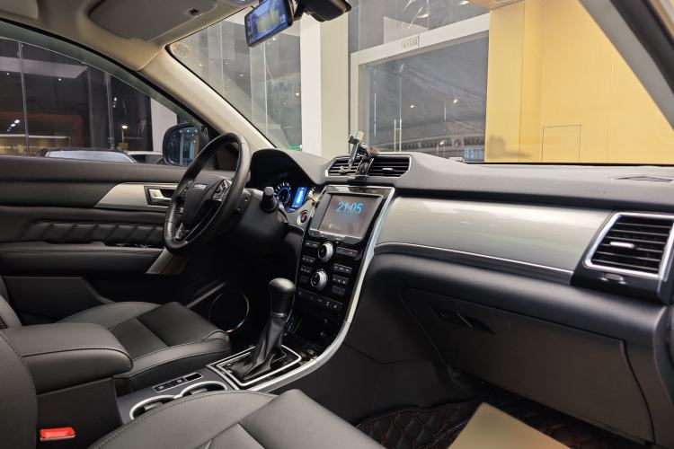 Used Haval H2 2016 Red-Label 1.5T Automatic Two-Wheel Drive Luxury Model
