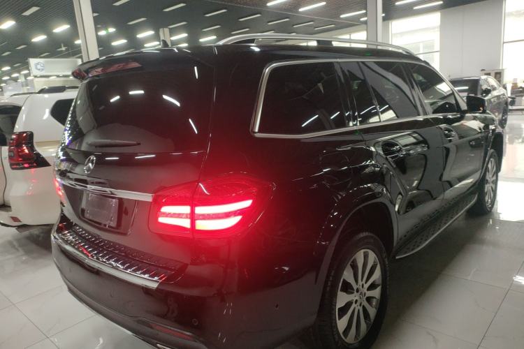 Used Mercedes-Benz GLS 2017 GLS 400 4MATIC Dynamic Model
