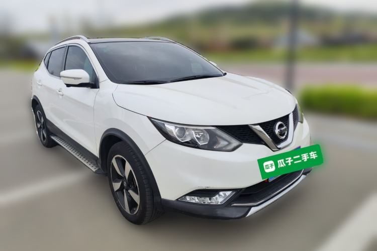 Used Nissan Qashqai 2016 2.0L CVT Luxury Edition
