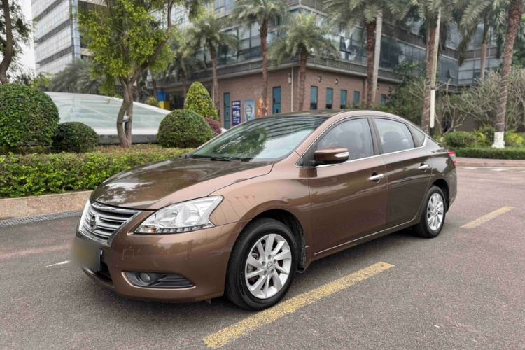 Used Nissan Sylphy 2012 1.8XL CVT Luxury Edition Front Left 45 Deg