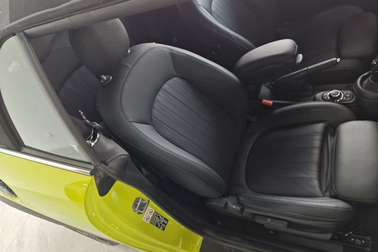 Used MINI MINI 2023 Revised 2.0T COOPER S CABRIO Artist
