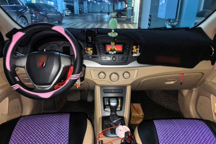 Used Roewe 350 2014 1.5L Automatic Xunda Edition
