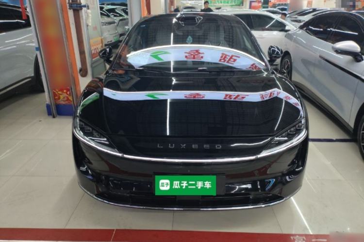 Used Hima Luxeed S7 2025 855 km Max