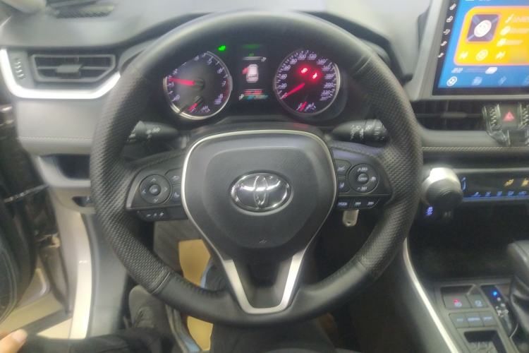 Used Toyota RAV4 2020 2.0L CVT Two-Wheel Drive Urban Edition
