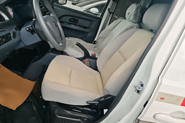 Used Jinbei Hiace X30 2021 1.5L Comfort Model Base Version (No Air Conditioning) Van China VI Standard SWC15M Left Front Seat