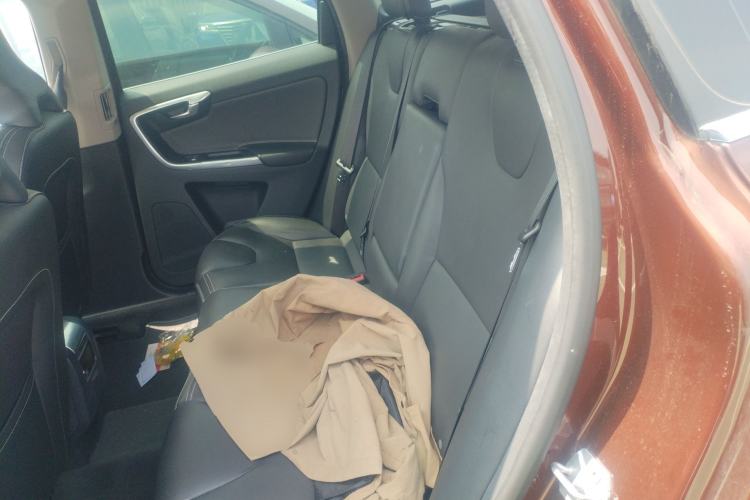 Used Volvo XC60 2016 T5 Smart Version Left Rear Seat