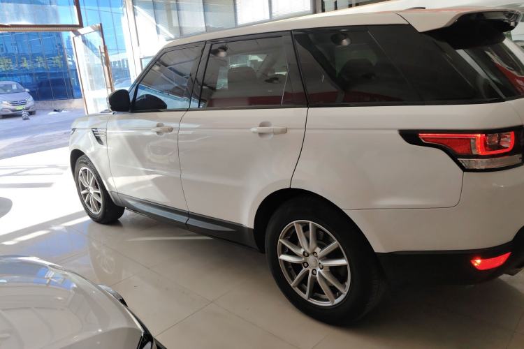 Used Land Rover Range Rover Sport 2016 3.0 SC V6 SE