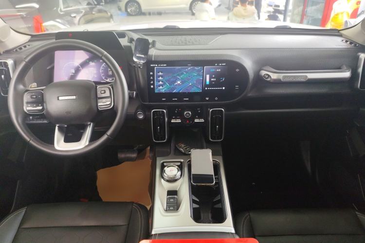 Used Haval DARGO 2021 1.5T DCT Two-Wheel Drive Labrador Edition Center Console