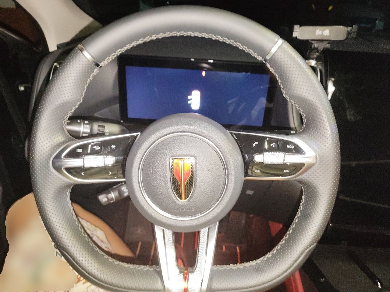 Hongqi HS3 2023 1.5T Two-Wheel Drive Shanwei Edition — снимка 10
