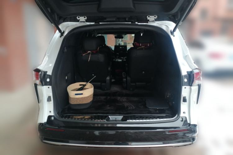 Used Toyota SIENNA 2024 2.5L Hybrid Four-Wheel Drive Prestige Edition Trunk