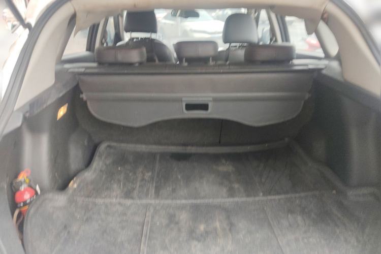 Used Bestune X80 2013 2.0L manual luxury version Trunk