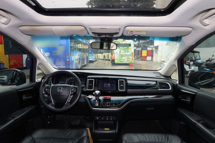 Used Honda Elysion 2019 2.0L Hybrid Luxury Edition
