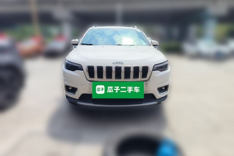 Used Jeep Cherokee 2019 2.0T Two-Wheel Drive Smart Enjoyment Version China VI Front