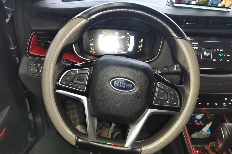 Used SWM Iron Man 2021 1.5T Automatic Golden Edition
