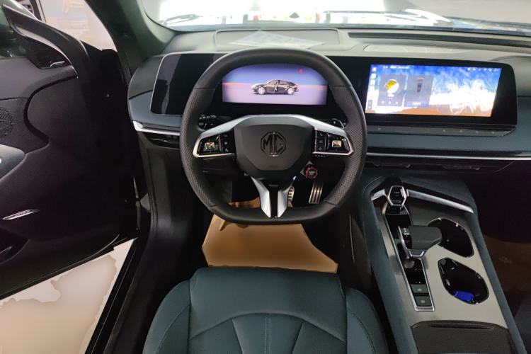 Used MG 7 2023 2.0T Automatic Hunter Luxury Edition
