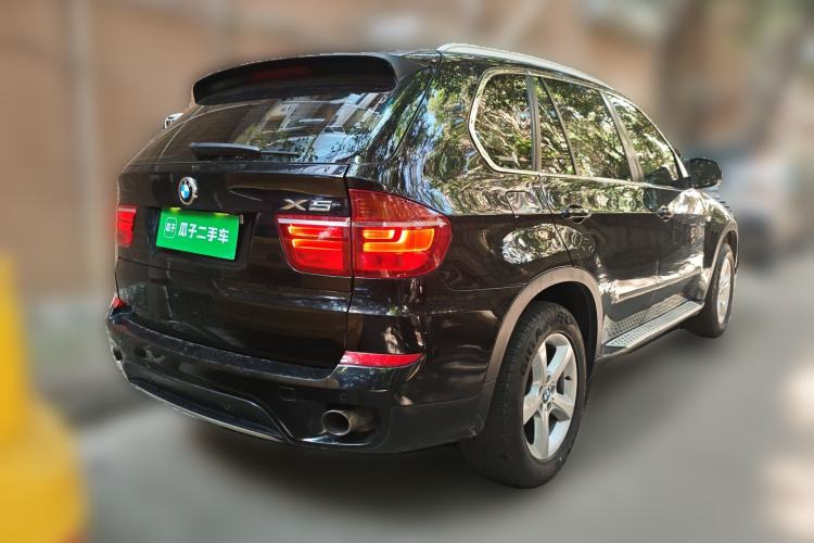 Used BMW X5 2011 xDrive35i Luxury Model

