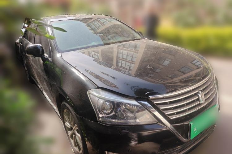 Used Toyota Crown 2012 2.5L Royal Leather Edition
