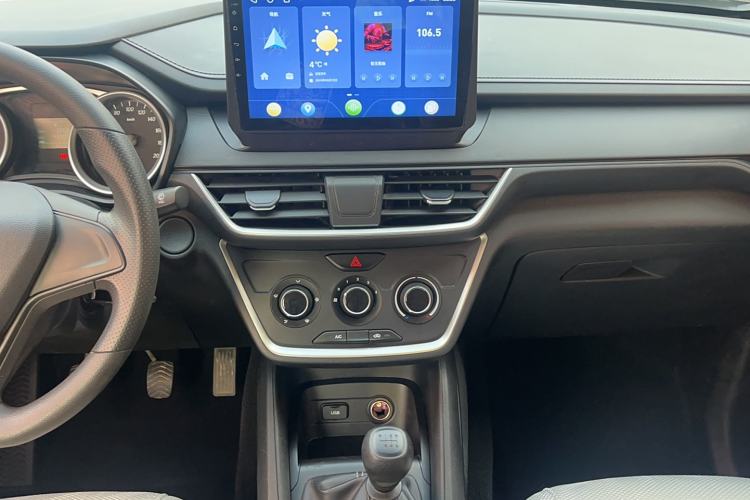 Used Wuling Hongguang S3 2019 1.5L Manual Standard Version China VI Standard