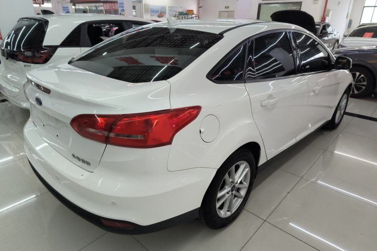 Used Ford Focus 2018 Sedan Classic 1.6L Automatic Trendy SmartDrive Edition