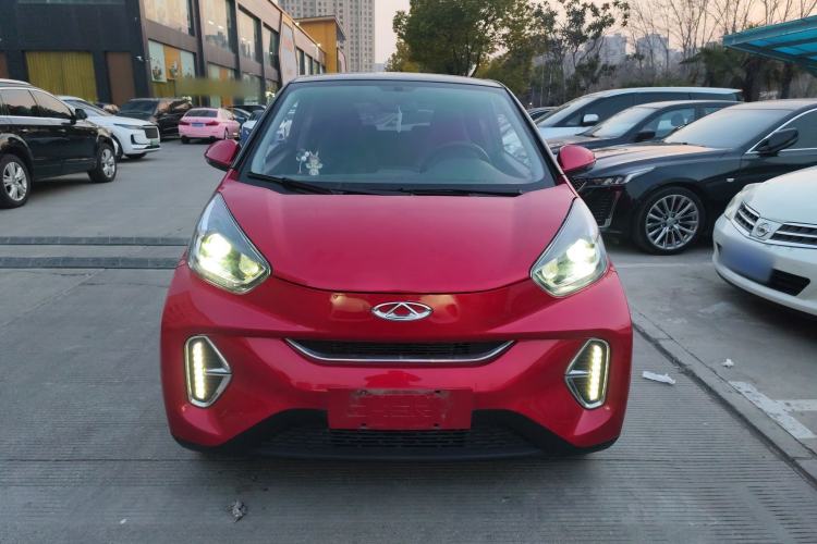Used Chery Little Ant 2022 Sweet Pink Edition Half-Sugar Version Lithium Iron Phosphate 29.2 kWh 30 kW 301 km
