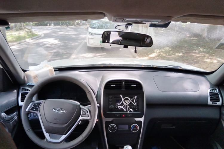 Used Chery Tiggo 3 2015 1.6L Manual Zhishang Commemorative Edition
