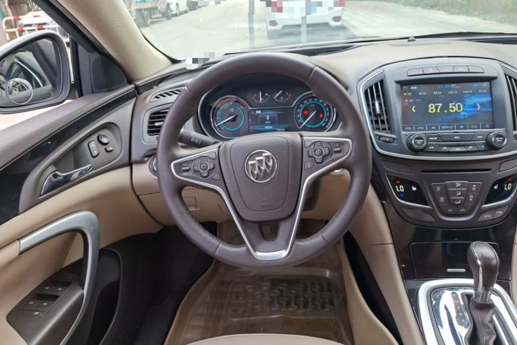 Used Buick Regal 2014 2.0L Elite Fashion Edition Steering Wheel