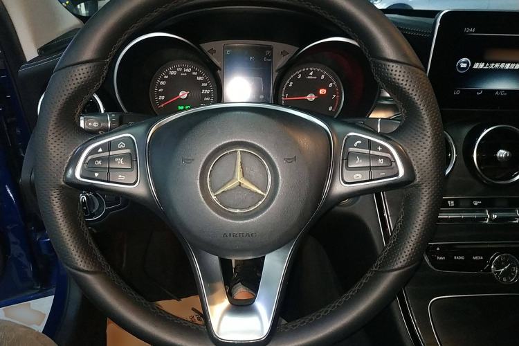 Used Mercedes-Benz C-Class 2016 C 200 L Sport Edition
