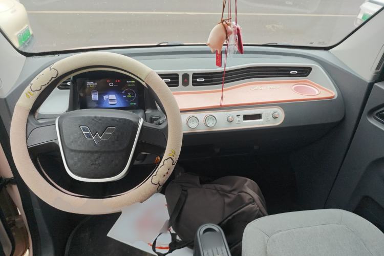 Used Wuling Hongguang MINIEV 2021 Macaron Fashion Model Lithium Iron Phosphate