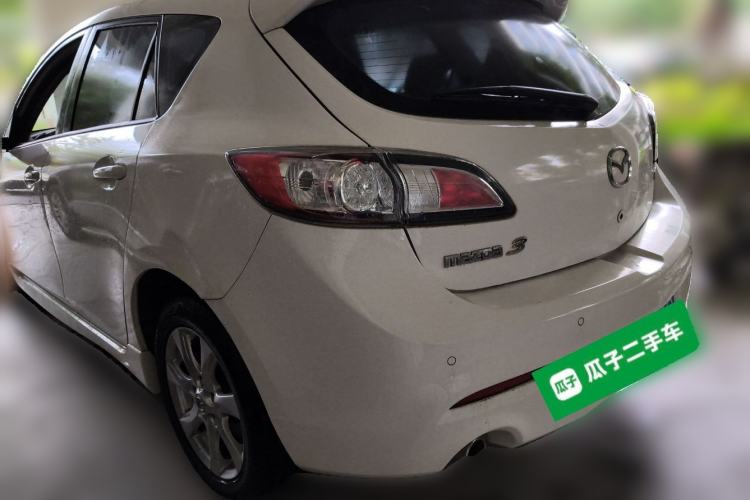 Used Mazda Mazda 3 2015 Hatchback 2.0L Automatic Sport Model