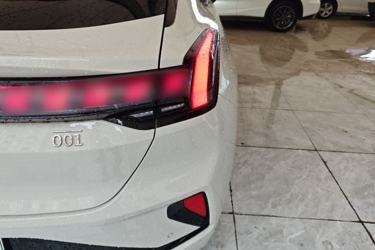 Used Zeekr 001 2025 YOU Edition 100 kWh All-Wheel Drive Right Rear Taillight