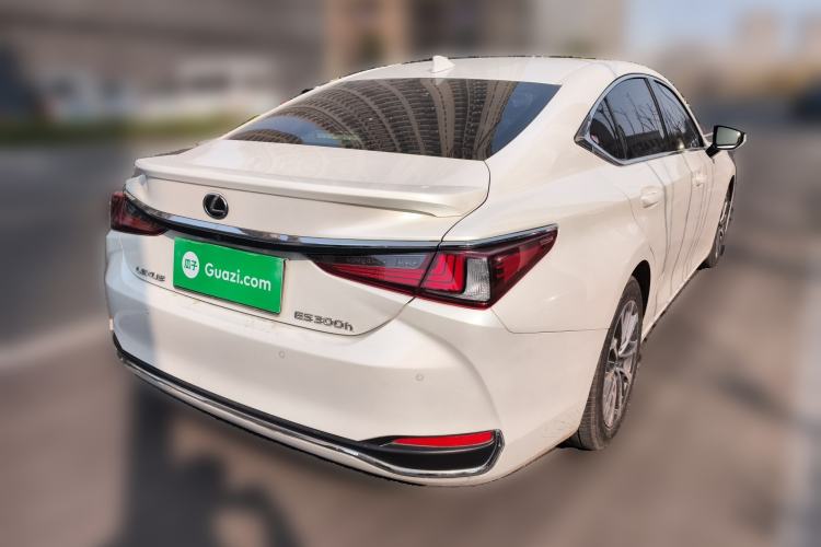 Used Lexus ES 2022 300h Excellence Edition