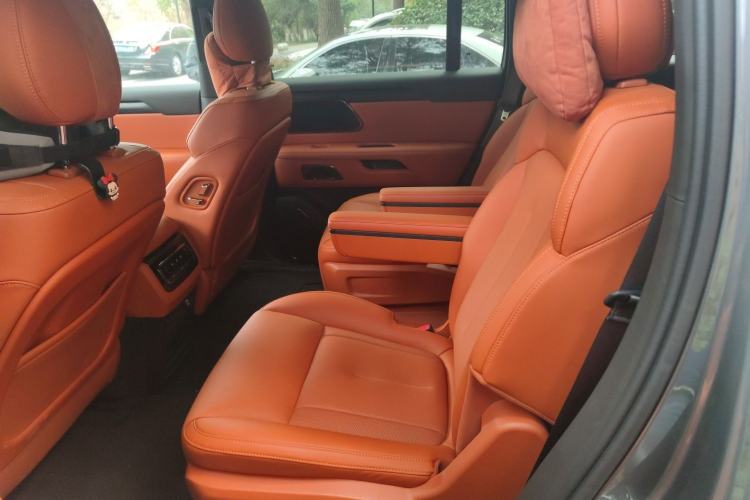 Used Polestones 01 2023 All-Purpose 7-Seater Version
