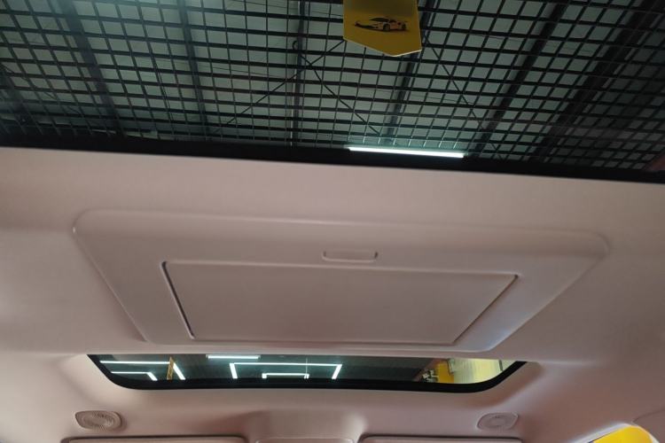 Used Leapmotor C16 2024 Range-Extended 200 LiDAR Edition Headliner
