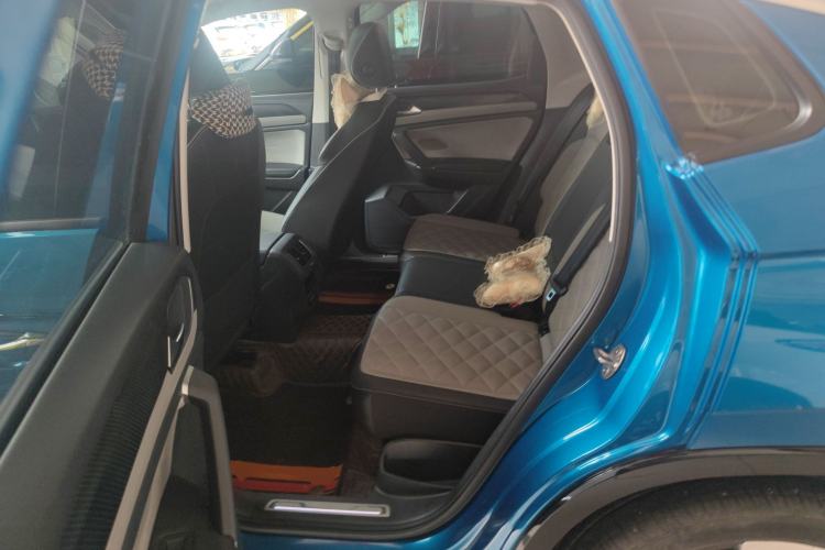 Used Volkswagen Tayron X 2023 330TSI Two-Wheel-Drive Prestige High-Energy Version Left Rear Seat